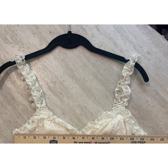 City Vibe Ivory Lace Sleeveless Mini Dress With Floral Pattern Size 1 Adjustable - Picture 3 of 9